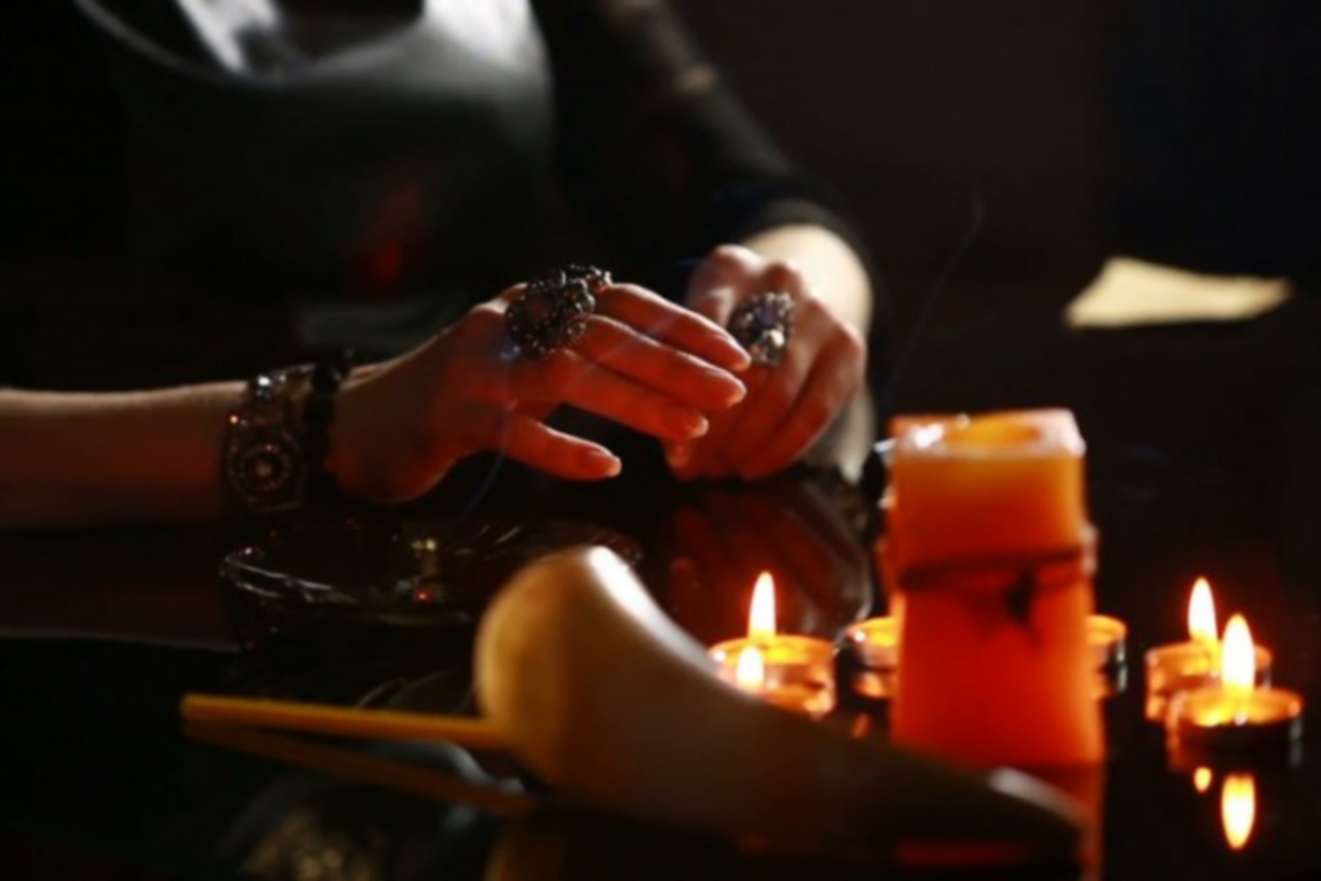 Spells to Make Him Love You Spells to Make Him Love You